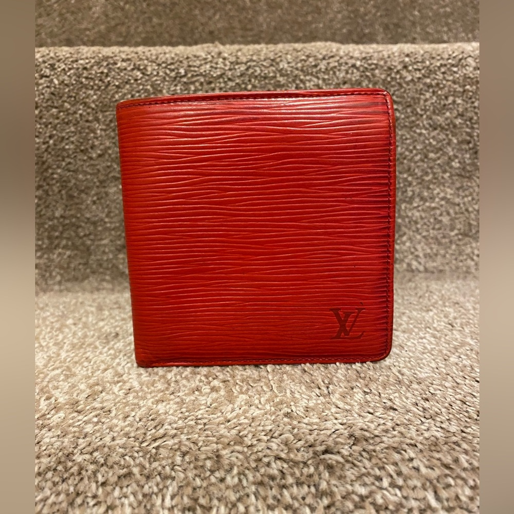 Louis Vuitton bifold